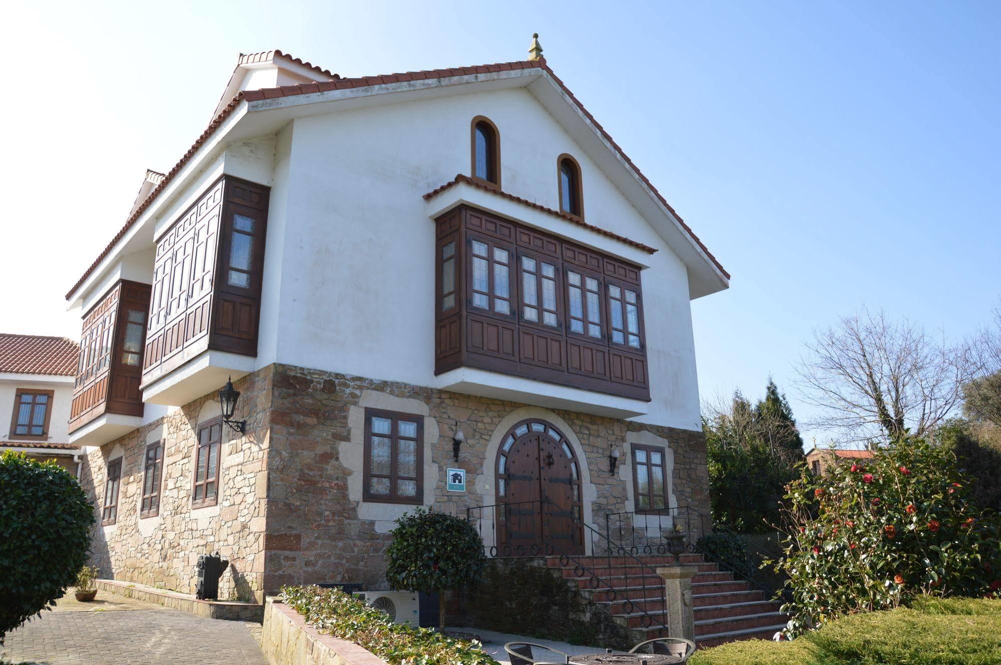 Hotel Mar De Queo Carballo Esterno foto