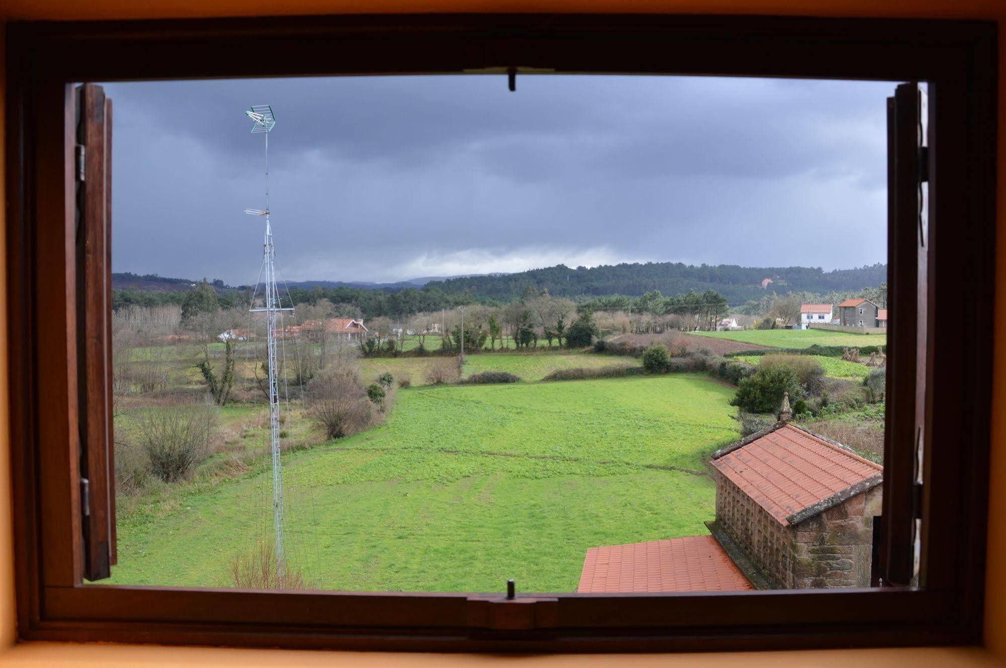 Hotel Mar De Queo Carballo Esterno foto