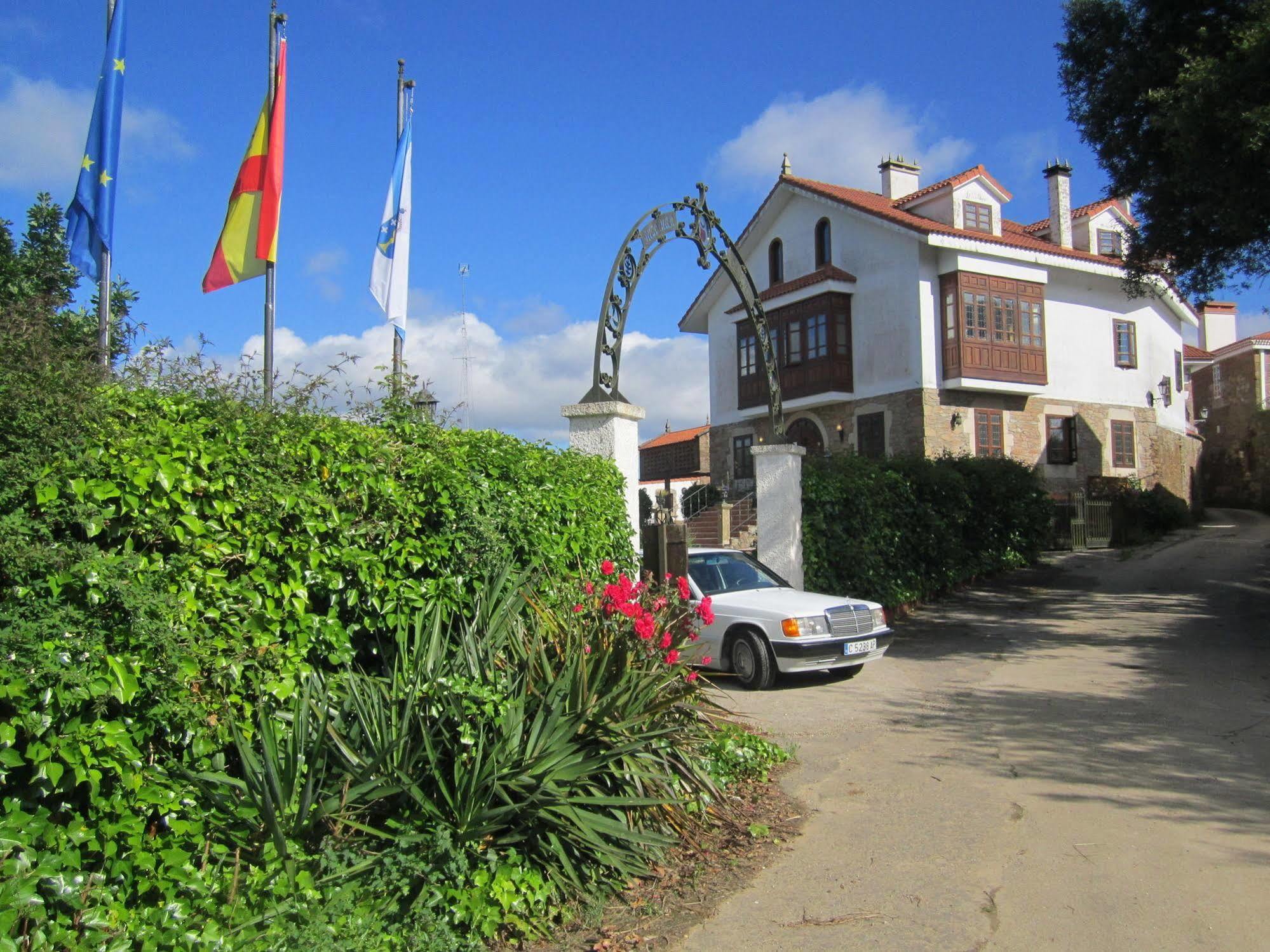 Hotel Mar De Queo Carballo Esterno foto