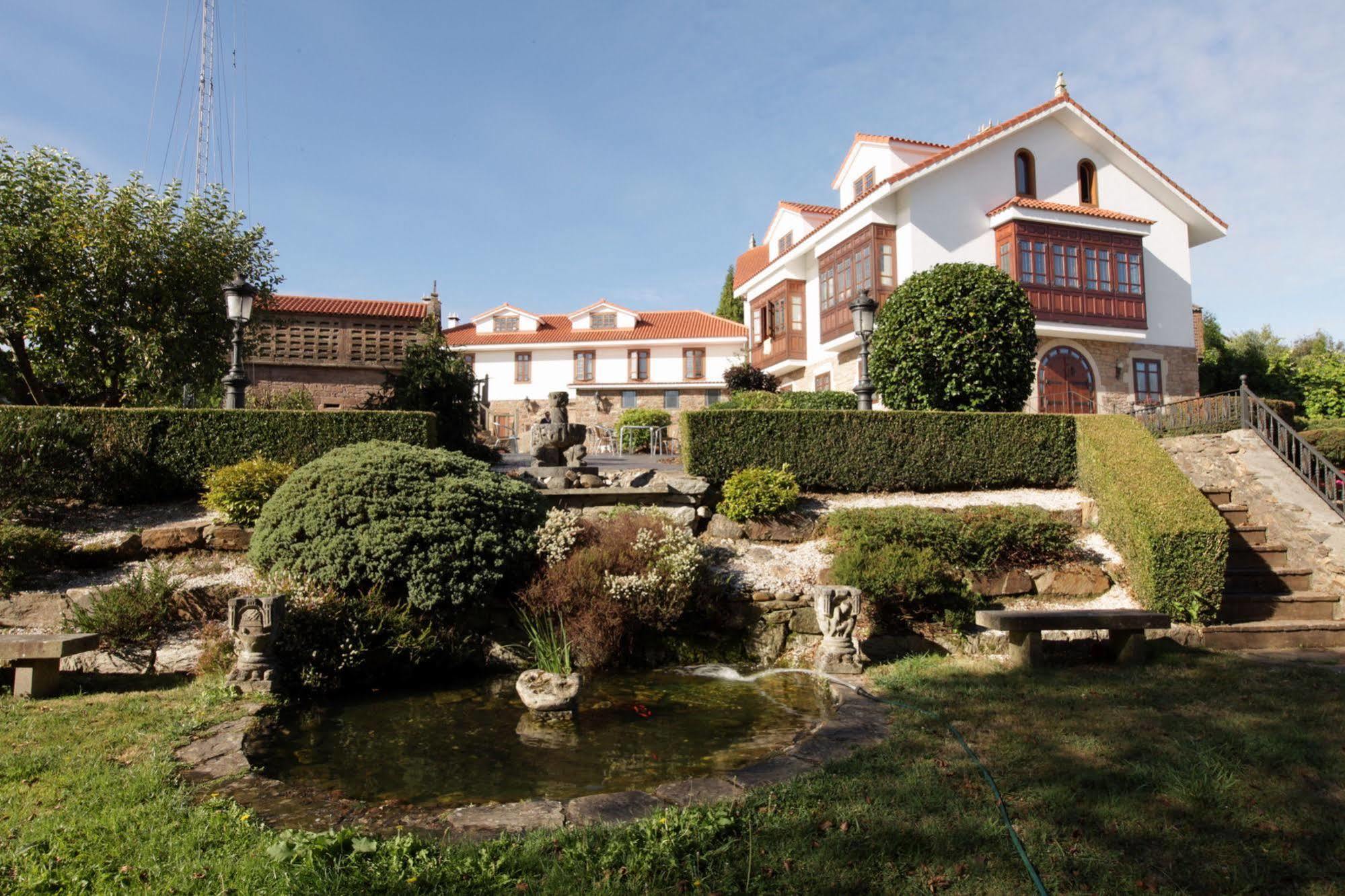 Hotel Mar De Queo Carballo Esterno foto