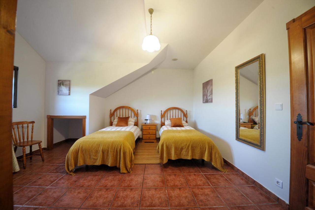 Hotel Mar De Queo Carballo Esterno foto