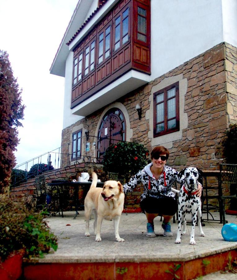 Hotel Mar De Queo Carballo Esterno foto