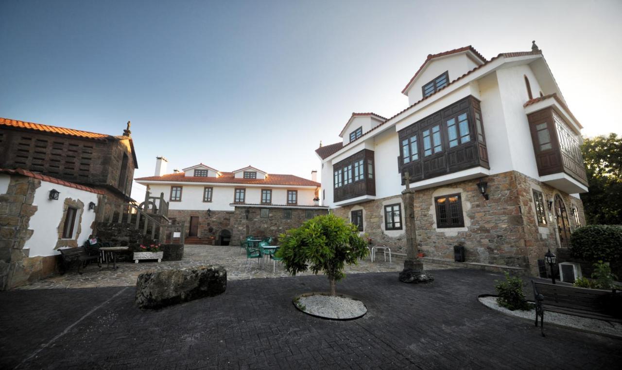 Hotel Mar De Queo Carballo Esterno foto